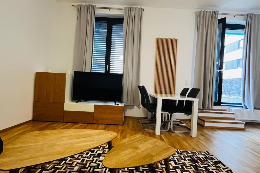 Apartmán Holesovice, Garden, Garage Praha